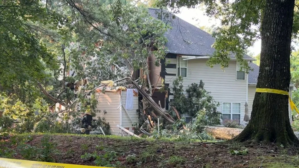 Severe Storms Kill One in Wake County, Topple Trees, and Leave Scattered Power Outages Across North Carolina After Tornado Warnings and Damage Surveys